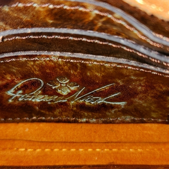 Patricia Nash Crossbody - Picture 5 of 9